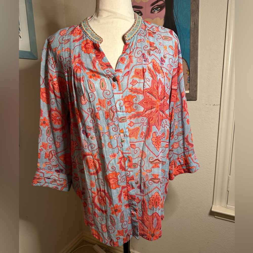 Soft Surroundings Floral Pintuck Embroidered Collar Blouse - Red and Blue XS
